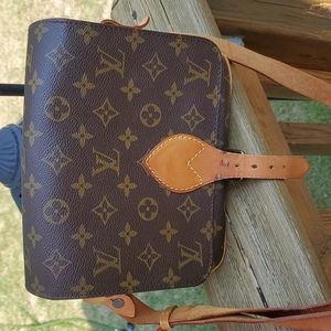 💥💥SOLD💥💥Louis Viutton CARTOUCHIERE